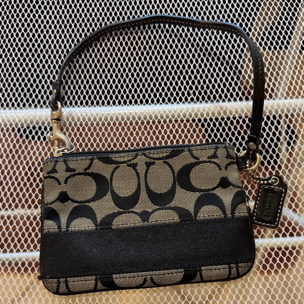 Coach Black and Tan Patterned Wristlet